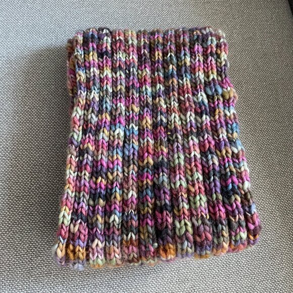 Handknit scarf NWOT - Picture 6 of 6